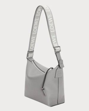 大号Loewe Cubi Crossbody bag